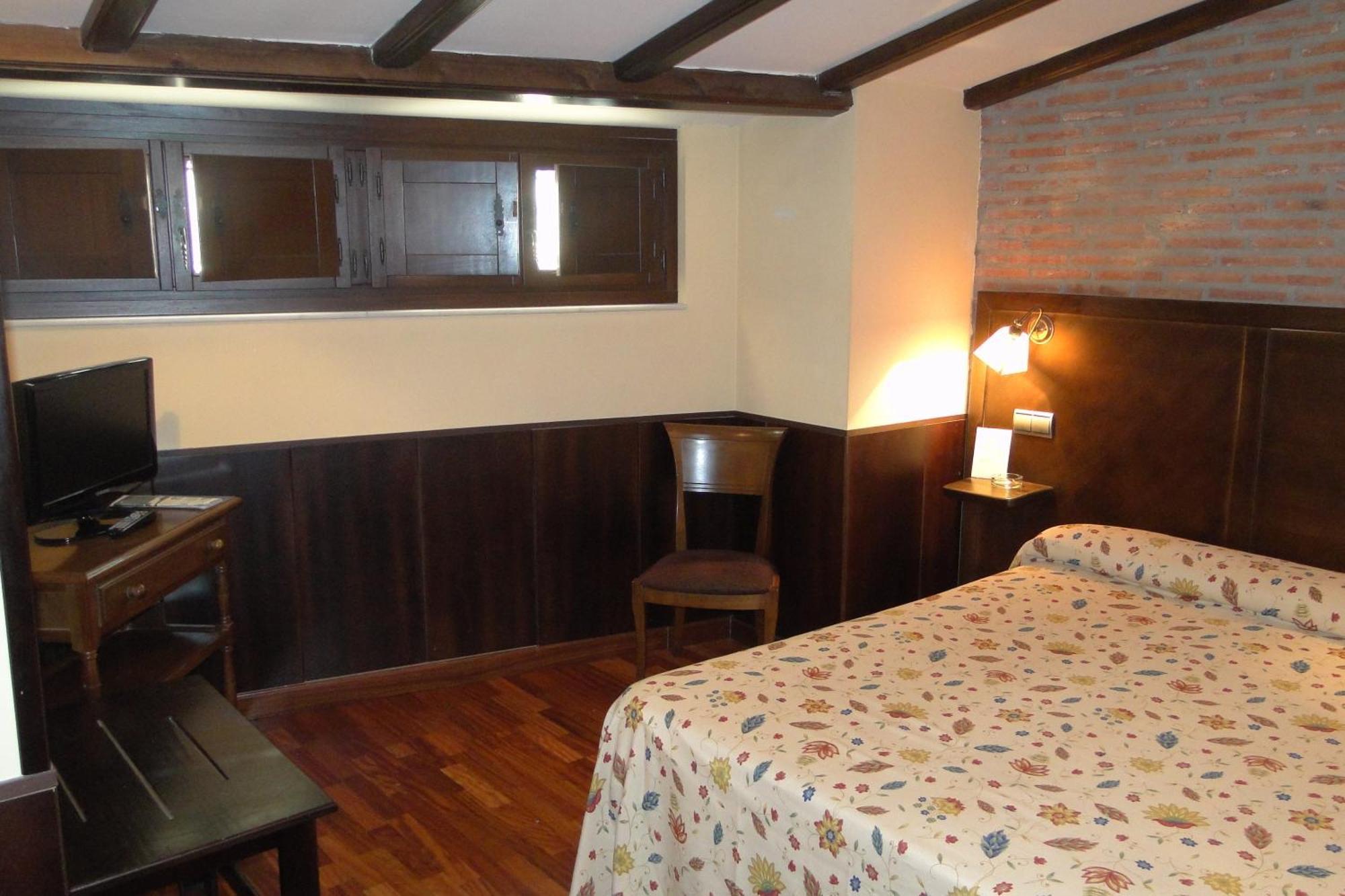 Hosteria Casa Vallejo ซาลามังกา ภายนอก รูปภาพ