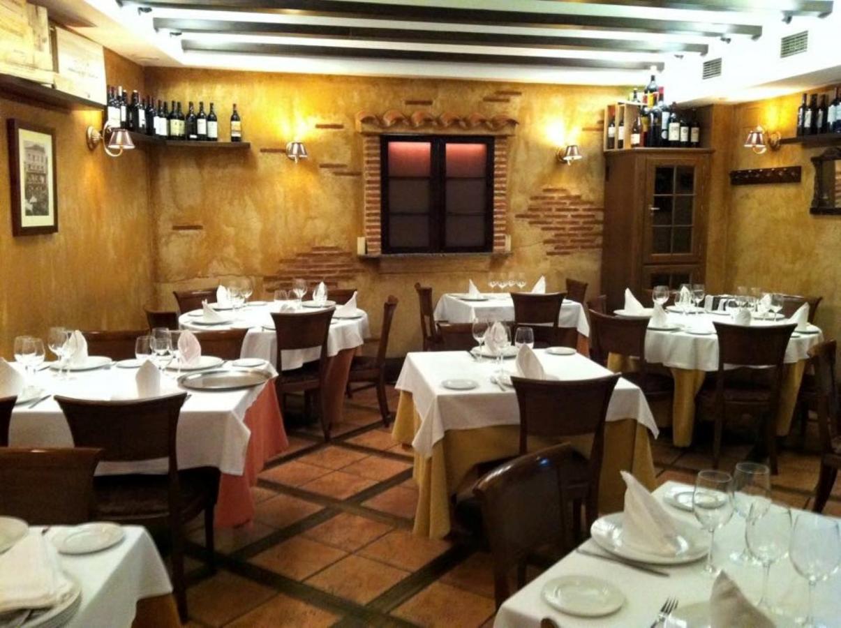 Hosteria Casa Vallejo ซาลามังกา ภายนอก รูปภาพ